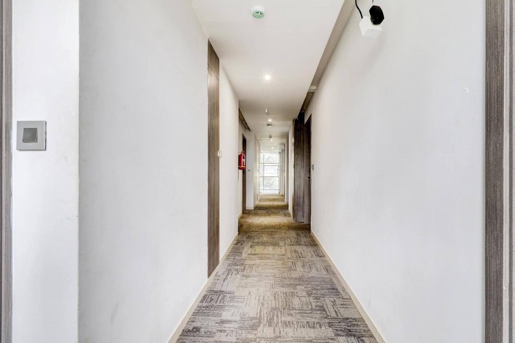 Super Sleek Townhouse Galexia Hotel And Resorts バンガロール エクステリア 写真
