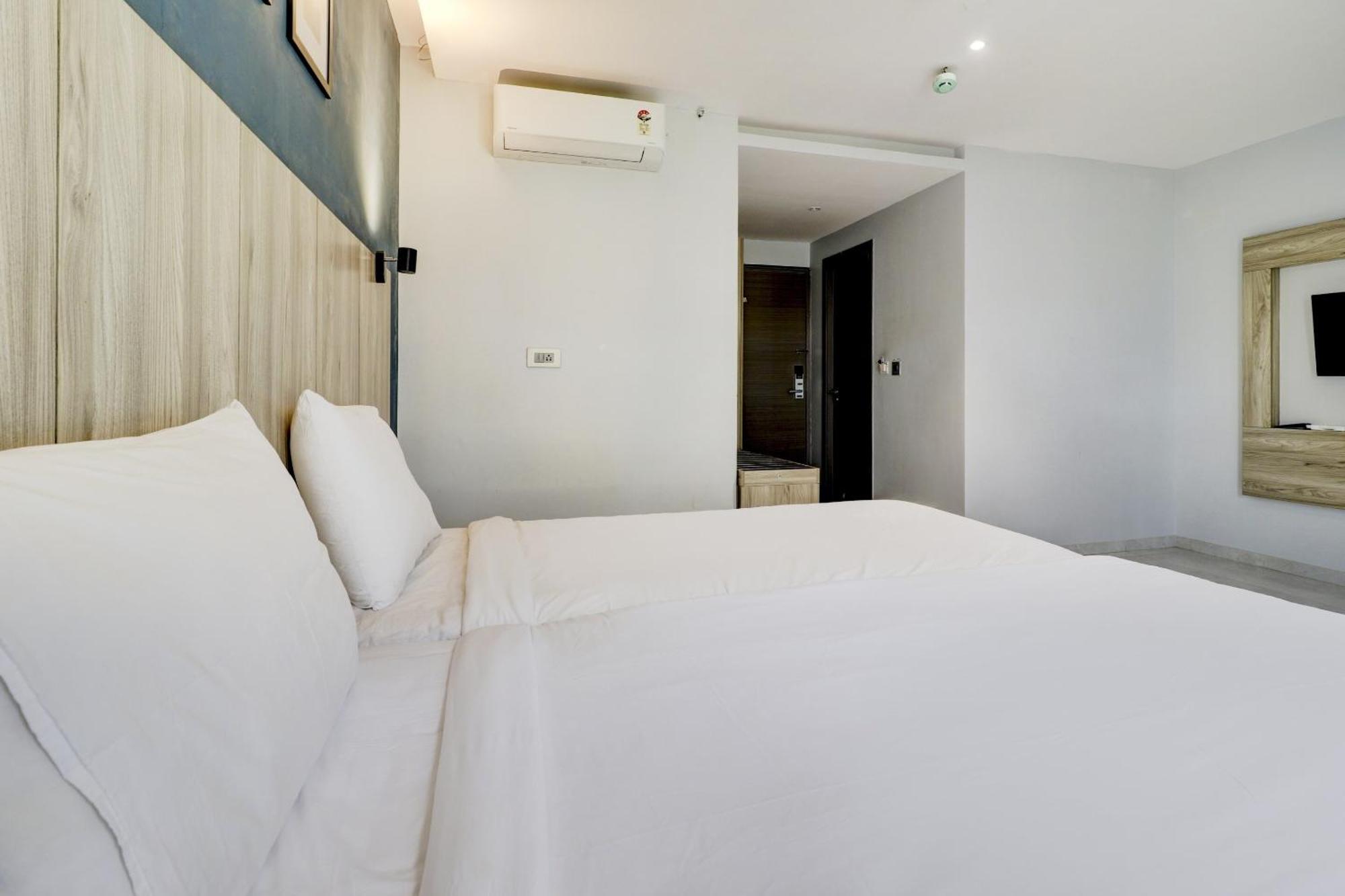 Super Sleek Townhouse Galexia Hotel And Resorts バンガロール エクステリア 写真